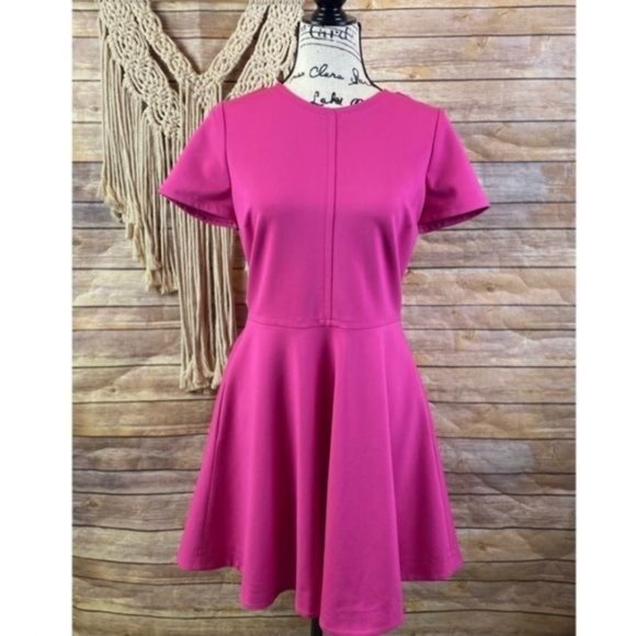 Diane Von Furstenberg | ‘Ivana’ Stretch Ponte Fit & Flare Short Sleeve Dress - Picture 2 of 9